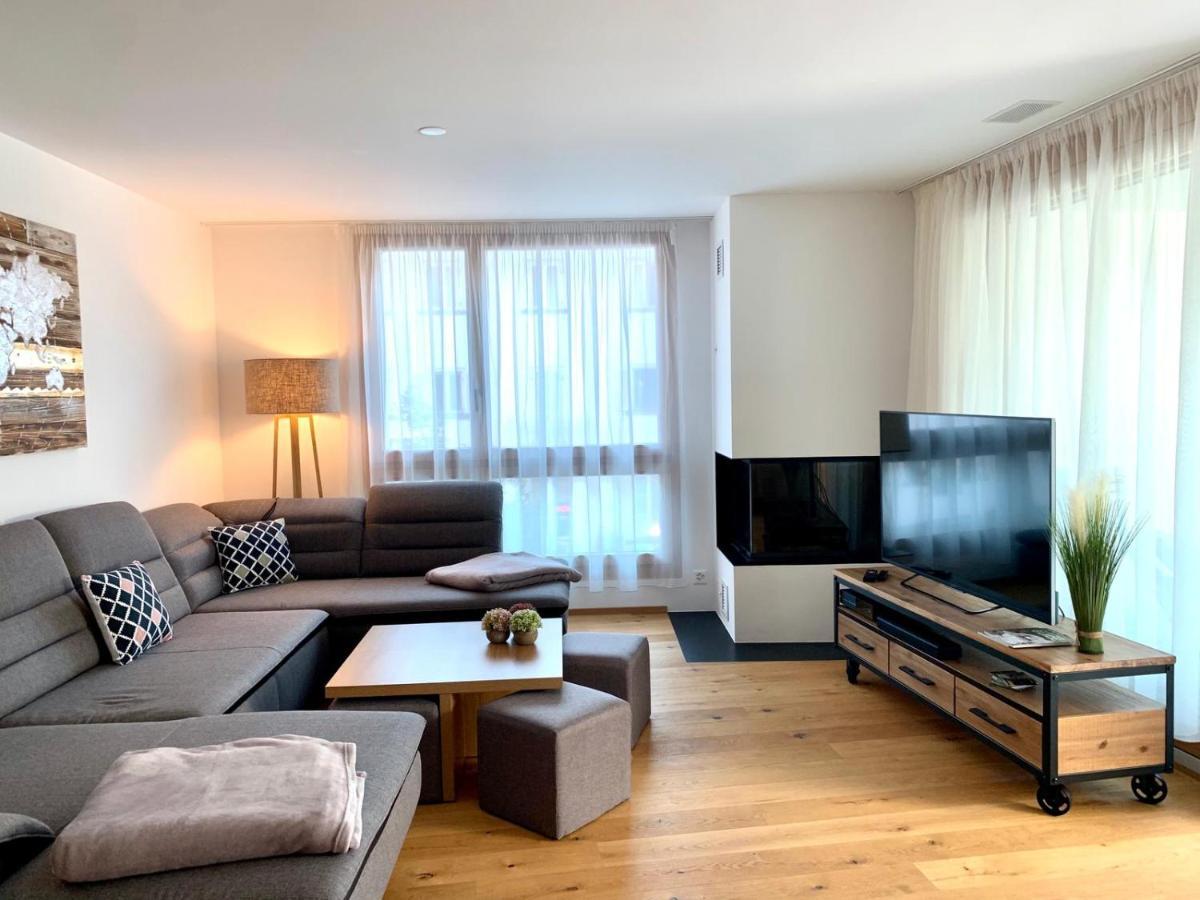 Montanas - Luxuswohnung Mit Kamin - Nahe Caumasee & Talstation Flims Exterior foto