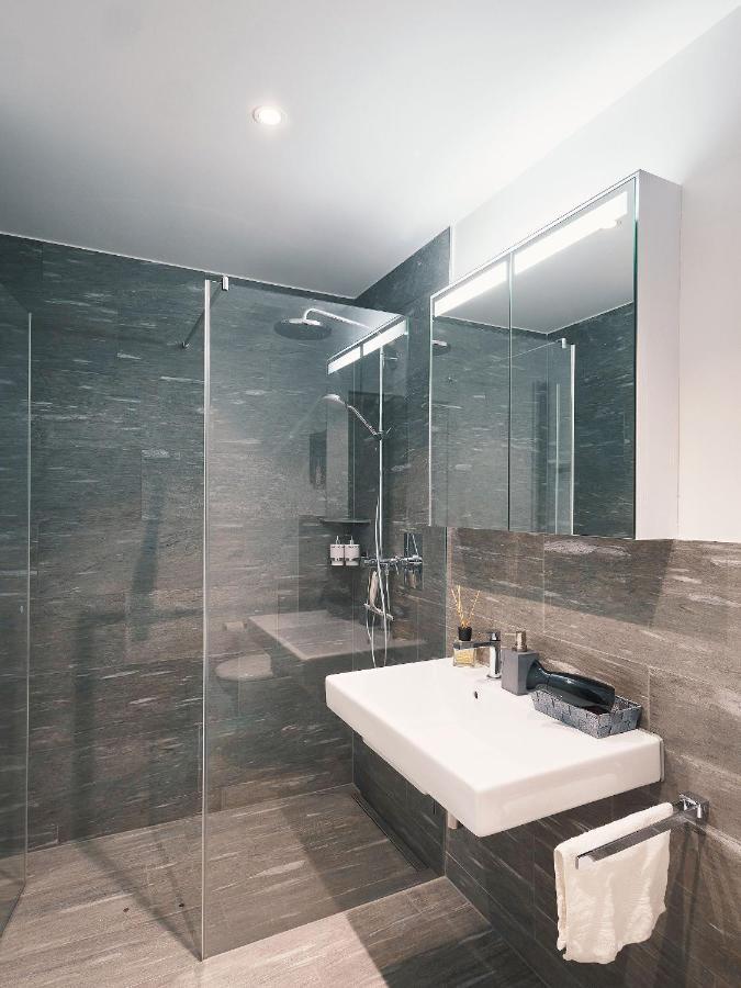 Montanas - Luxuswohnung Mit Kamin - Nahe Caumasee & Talstation Flims Exterior foto