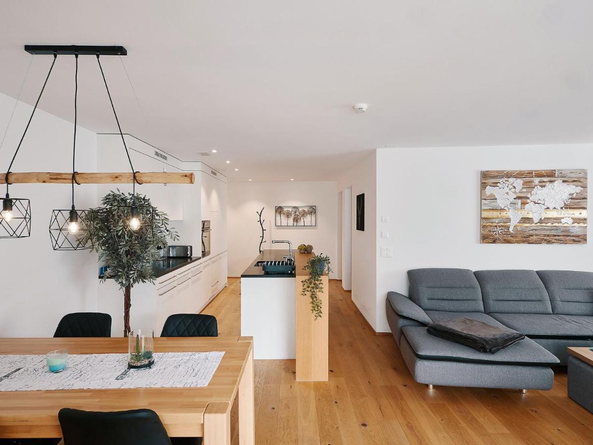Montanas - Luxuswohnung Mit Kamin - Nahe Caumasee & Talstation Flims Exterior foto