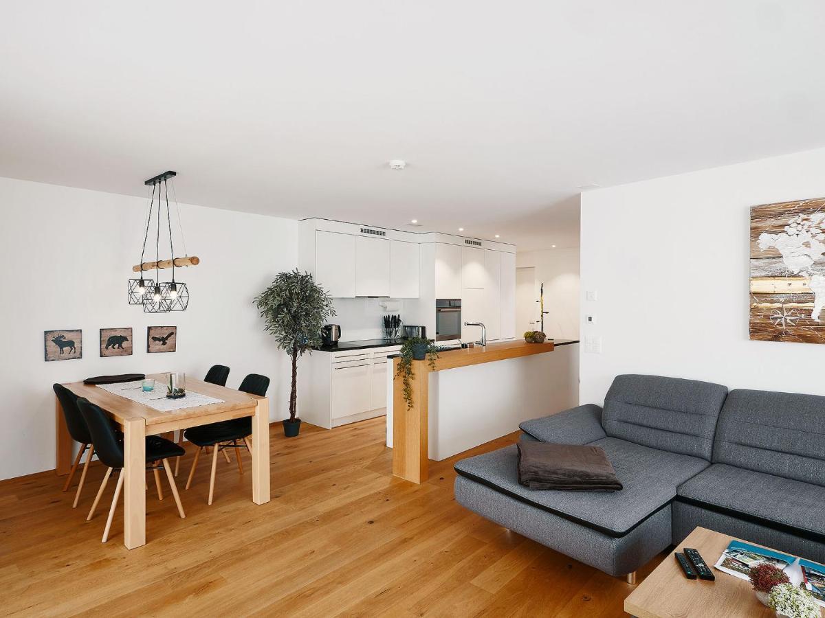 Montanas - Luxuswohnung Mit Kamin - Nahe Caumasee & Talstation Flims Exterior foto