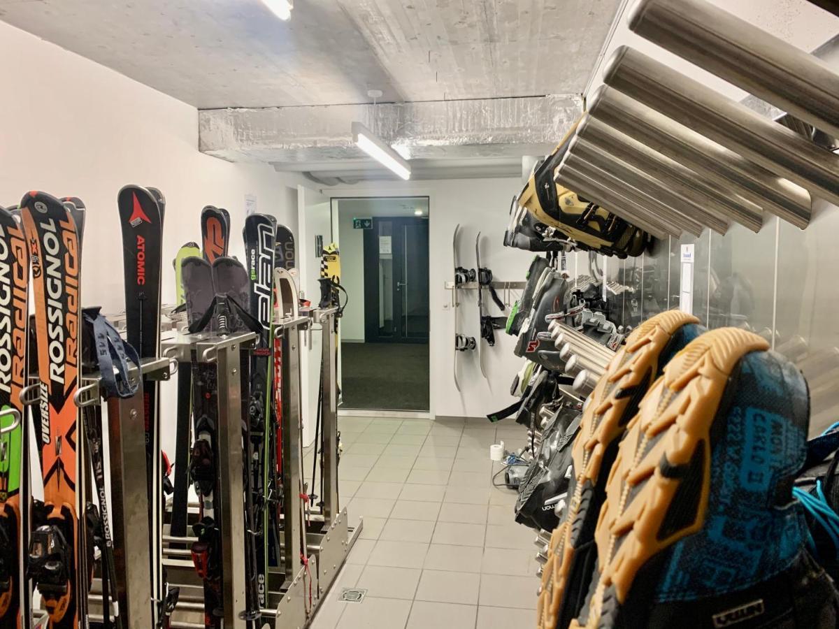 Montanas - Luxuswohnung Mit Kamin - Nahe Caumasee & Talstation Flims Exterior foto
